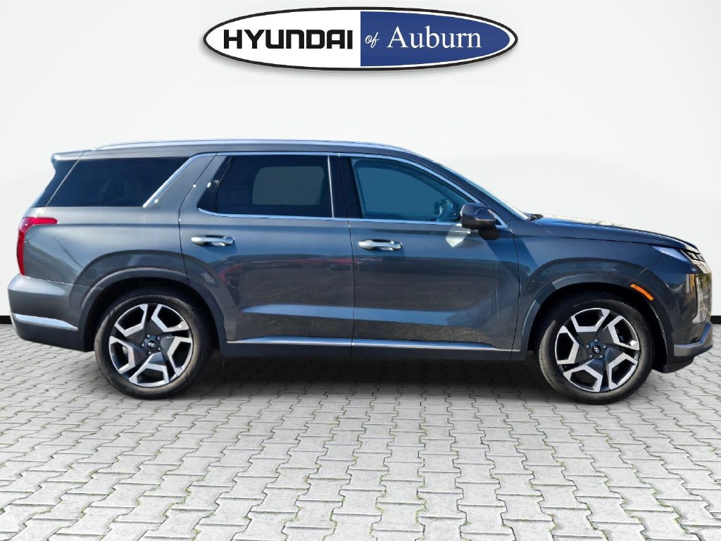 Used 2024 Hyundai Palisade Limited FWD image 4