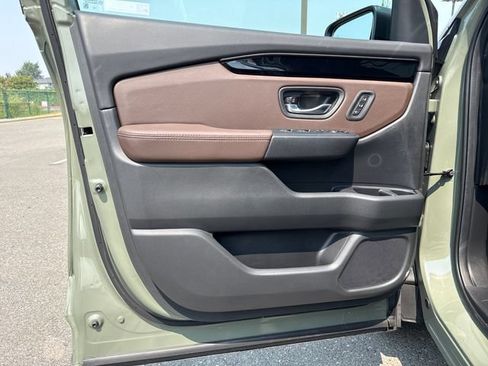 Used 2026 Honda Pilot TrailSport image 17