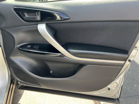 Used 2019 Mitsubishi Eclipse Cross LE AWD/4WD image 18