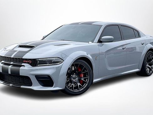 Used 2022 Dodge Charger SRT Hellcat w/ Harman/Kardon Audio Group image 3