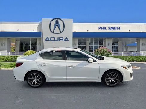 Used 2022 Acura ILX w/ Premium Package FWD image 4