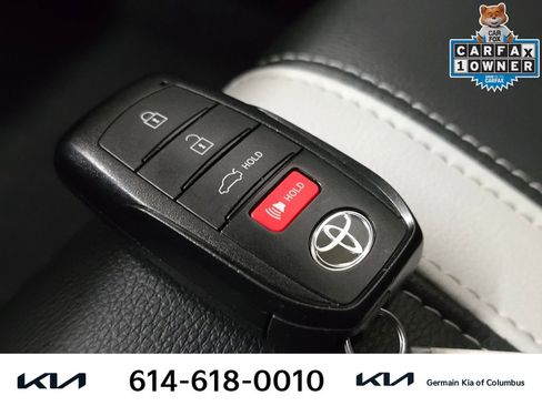 Used 2025 Toyota Camry SE w/ Multimedia Upgrade Package image 34