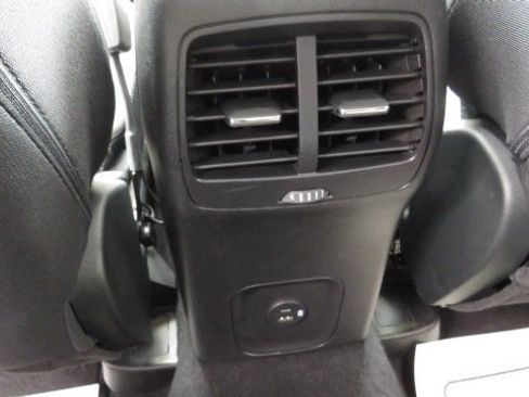 Certified 2022 Ford Escape SE w/ Convenience Package image 16