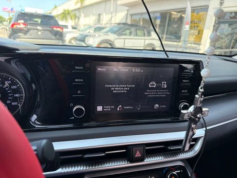 Used 2022 Kia K5 LXS FWD image 4