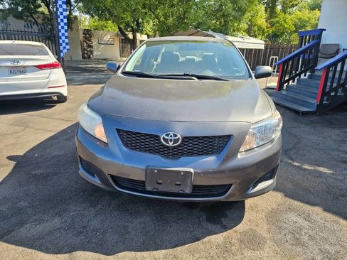 Used 2010 Toyota Corolla LE image 7