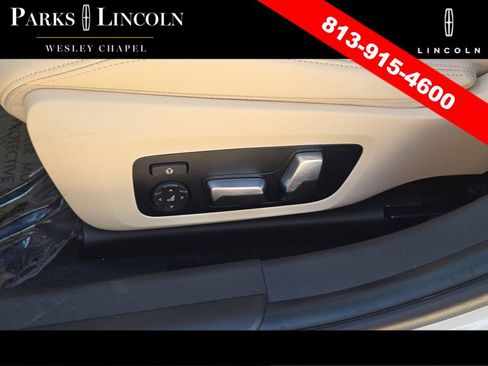 Used 2020 BMW 330i xDrive Sedan w/ Convenience Package image 18