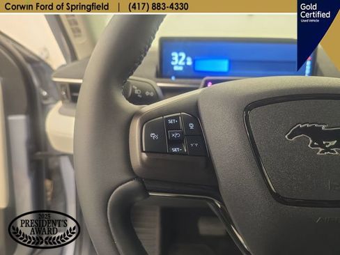 Used 2022 Ford Mustang Mach-E Premium AWD/4WD image 32
