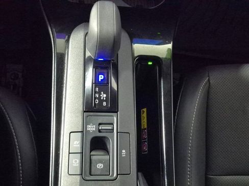 Used 2023 Toyota Prius XLE image 16