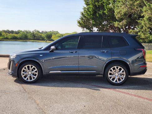 Used 2020 Cadillac XT6 Sport AWD/4WD image 3