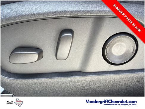 New 2027 Chevrolet Equinox ACTIV FWD image 22