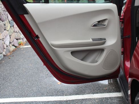 Used 2014 Chevrolet Volt Premium w/ Premium Trim Package image 14