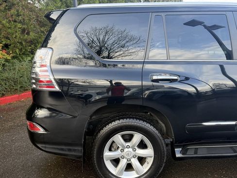 Used 2018 Lexus GX 460 image 12