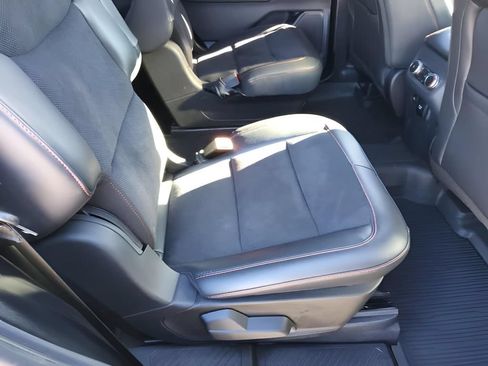 Used 2025 Ford Explorer ST w/ Sun And Sound Package AWD/4WD image 38