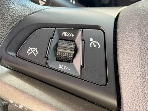 Used 2016 Chevrolet Malibu LT FWD image 22