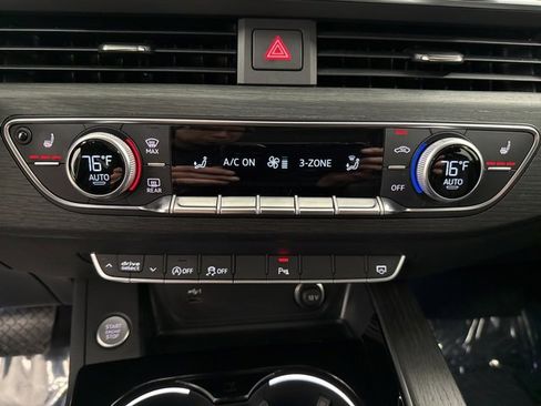Used 2021 Audi A4 2.0T Premium w/ Convenience Package image 38