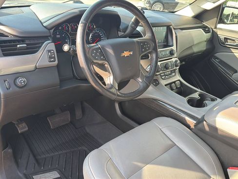 Used 2020 Chevrolet Suburban LT w/ Texas Edition Package RWD image 20