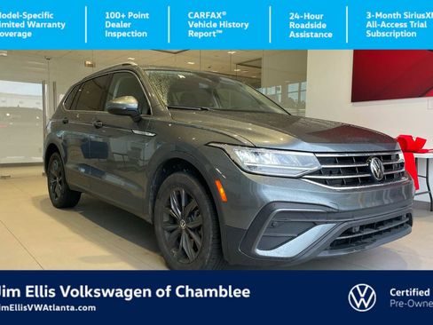 Used 2024 Volkswagen Tiguan SE FWD image 1