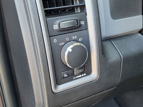 Used 2014 RAM 1500 Tradesman w/ Popular Equipment Group image 17