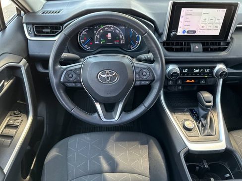 Used 2024 Toyota RAV4 XLE w/ Convenience Package AWD/4WD image 13