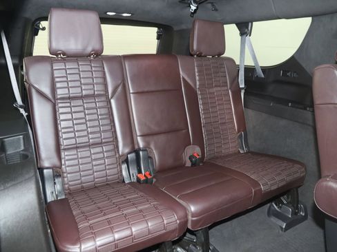Used 2021 Cadillac Escalade ESV Sport Platinum w/ LPO, ONYX Package AWD/4WD image 18