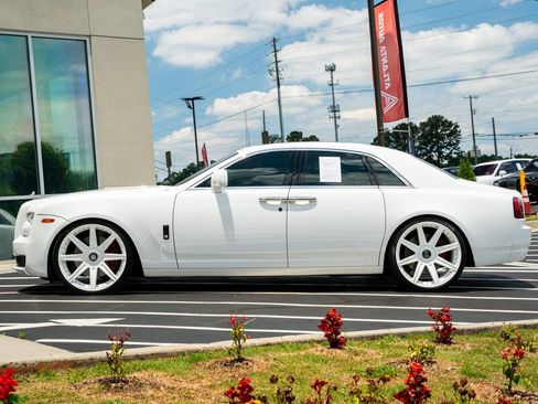 Used 2010 Rolls-Royce Ghost RWD image 20