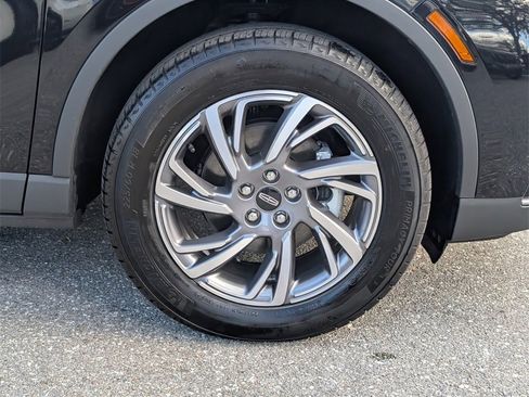 Used 2024 Lincoln Corsair FWD image 9