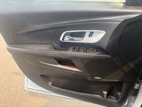 Used 2013 Chevrolet Equinox LTZ AWD/4WD image 19