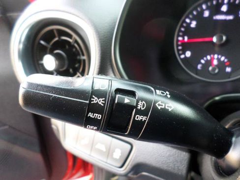 Used 2020 Kia Forte GT-Line w/ GT-Line Premium Package FWD image 34