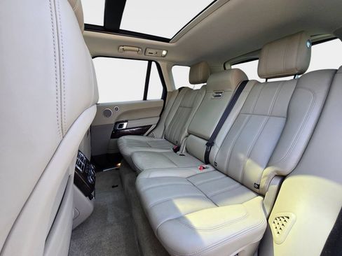 Used 2016 Land Rover Range Rover Supercharged AWD/4WD image 17