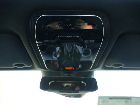 Used 2026 Mercedes-Benz GLC 300 4MATIC image 30