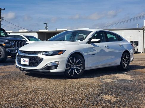 Used 2022 Chevrolet Malibu RS image 28