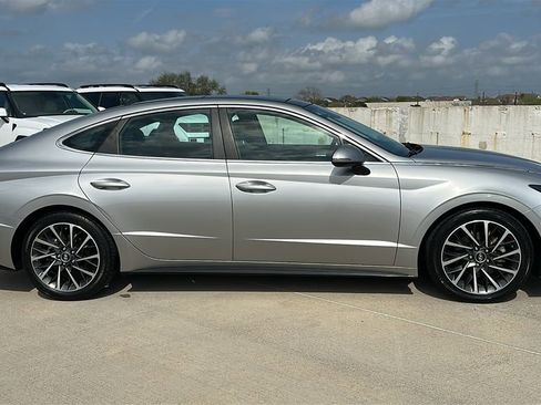 Used 2020 Hyundai Sonata Limited image 14