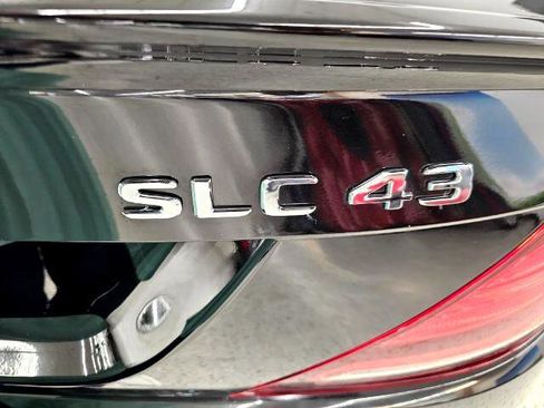 Used 2018 Mercedes-Benz SLC 43 AMG w/ Premium 2 Package image 38