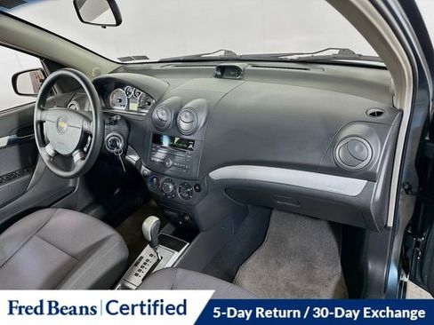 Used 2010 Chevrolet Aveo LT w/ Power and Convenience Package image 11