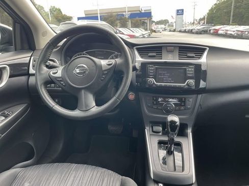 Used 2018 Nissan Sentra SV FWD image 15