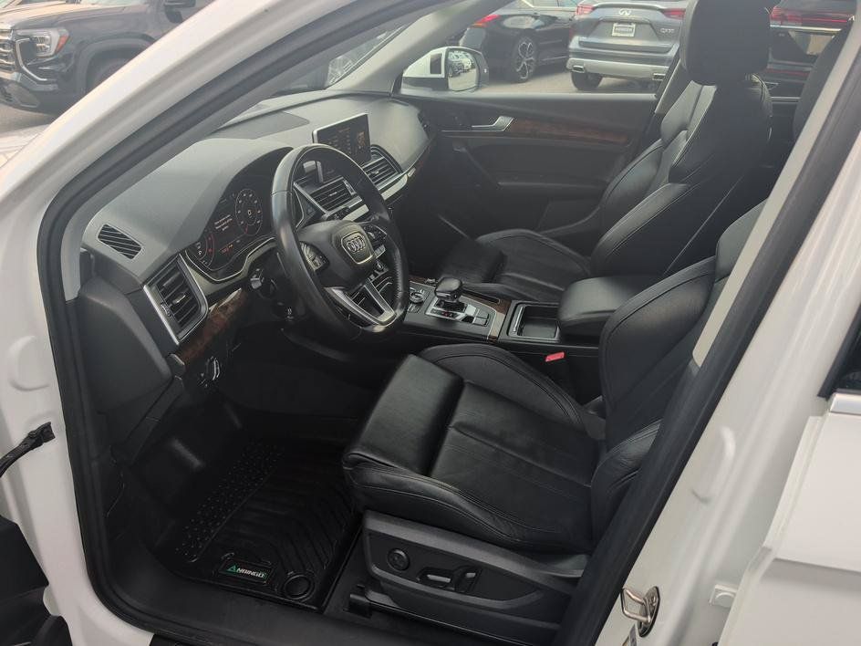 Used 2018 Audi Q5 2.0T Premium Plus w/ Premium Plus Package AWD/4WD image 8