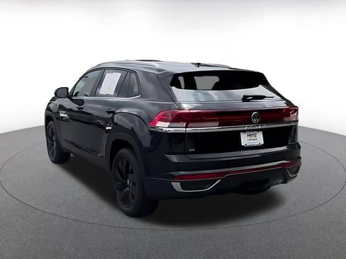 Used 2026 Volkswagen Atlas Cross Sport SE FWD image 9