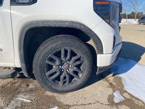 Used 2024 GMC Sierra 1500 Elevation w/ Elevation Premium Package image 5