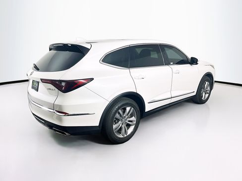 Used 2025 Acura MDX FWD image 9