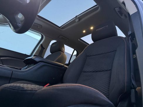 Used 2017 GMC Acadia SLE w/ Driver Alert Package I image 11