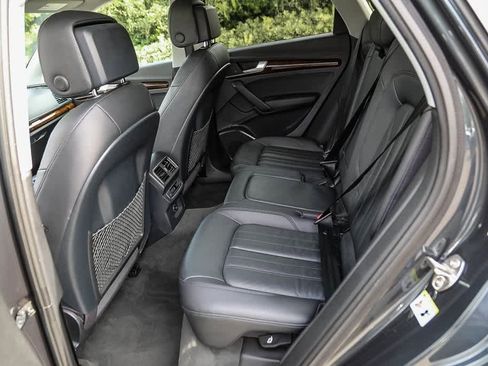 Used 2018 Audi Q5 2.0T Premium Plus image 17