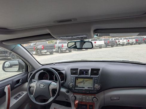 Used 2008 Toyota Highlander Limited image 19