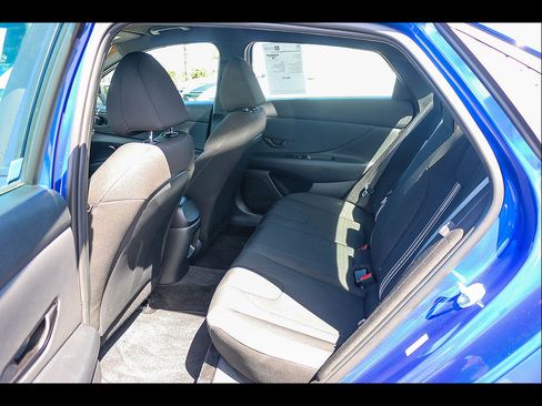 Certified 2026 Hyundai Elantra Sport FWD image 23