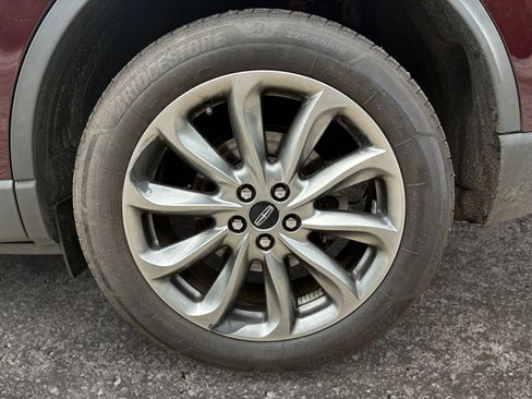 Used 2020 Lincoln Corsair FWD w/ Premium Package image 8