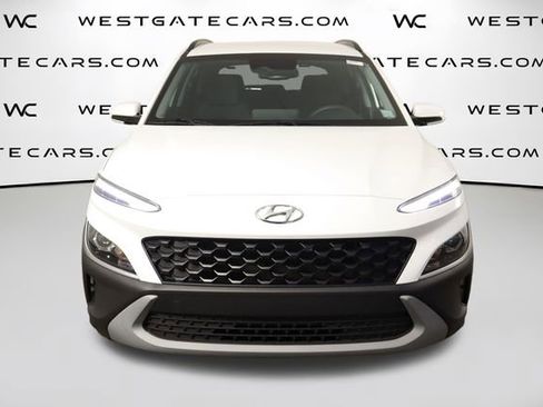 Used 2023 Hyundai Kona SEL w/ Cargo Package FWD image 5