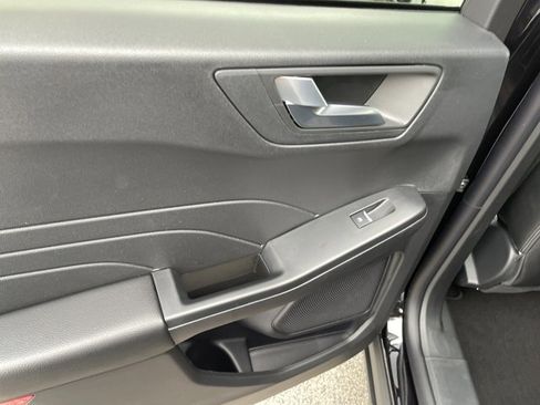 New 2026 Ford Escape ST-Line image 57