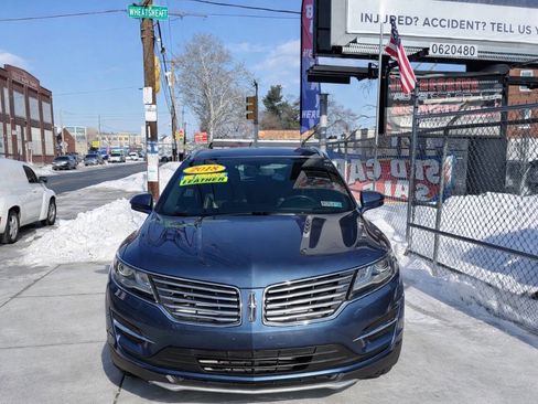 Used 2018 Lincoln MKC Premiere image 3