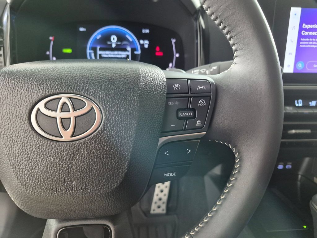 Used 2026 Toyota Camry SE FWD image 14