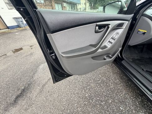 Used 2012 Hyundai Elantra GLS w/ Preferred Pkg 3 FWD image 52