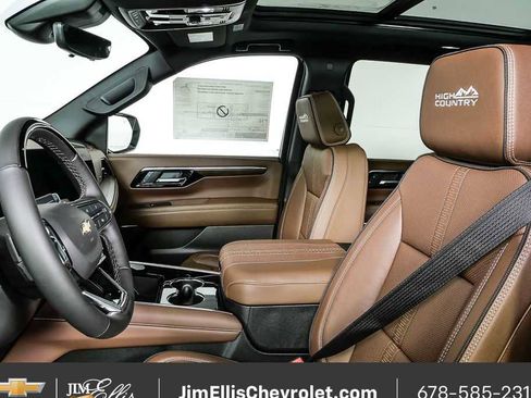 New 2026 Chevrolet Tahoe High Country AWD/4WD image 5